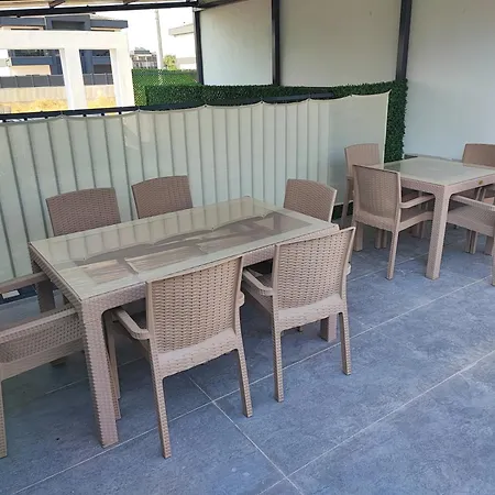 Sebus Villa *